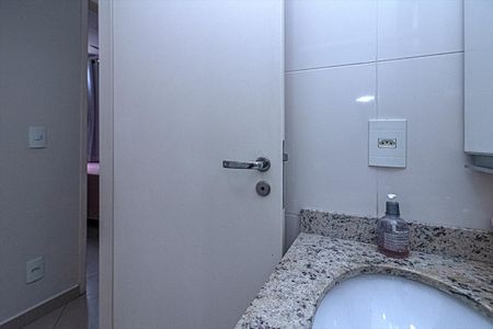 Apartamento para alugar com 100m², 3 quartos e 1 vagabanheiro social_4