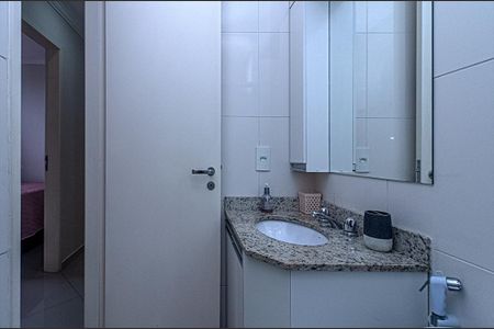 Apartamento para alugar com 100m², 3 quartos e 1 vagabanheiro social_3