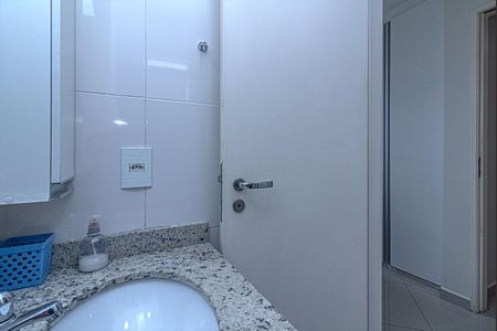 Apartamento para alugar com 100m², 3 quartos e 1 vagabanheiro na suíte_4