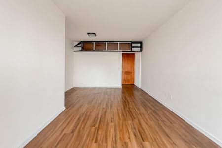 Apartamento à venda com 81m², 3 quartos e 2 vagasSala