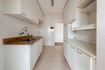 Apartamento à venda com 81m², 3 quartos e 2 vagasCozinha