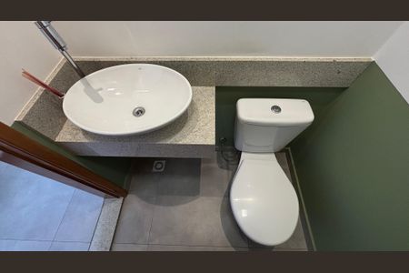 Apartamento para alugar com 100m², 2 quartos e 1 vagaCobertura - Banheiro