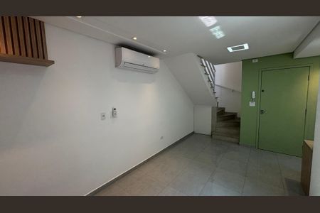 Apartamento para alugar com 100m², 2 quartos e 1 vagaSala