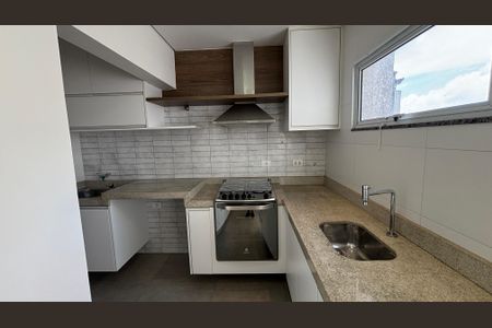 Apartamento para alugar com 100m², 2 quartos e 1 vagaCobertura - Cozinha