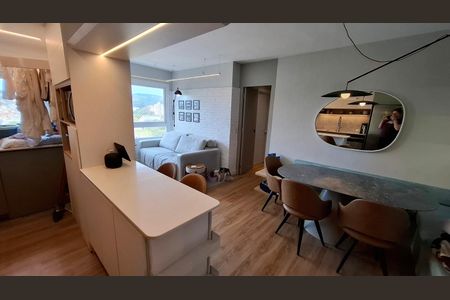 Apartamento à venda com 60m², 2 quartos e 1 vagaCopa