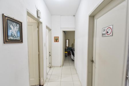Apartamento à venda com 103m², 3 quartos e sem vaga Apartamento à venda com 103m², 3 quartos e sem vagaCorredor
