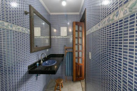 Casa à venda com 270m², 6 quartos e sem vagaBanheiro 1