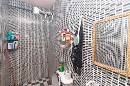 Casa à venda com 270m², 6 quartos e sem vagaBanheiro - Casa 3