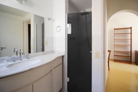 Apartamento à venda com 50m², 1 quarto e 1 vaga Apartamento à venda com 50m², 1 quarto e 1 vagaBanheiro Social