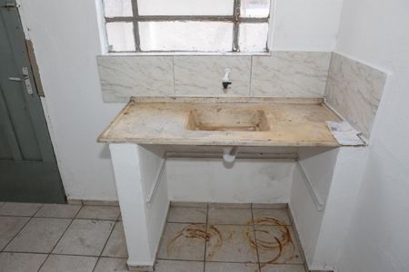 Casa para alugar com 35m², 1 quarto e sem vagaSala e Cozinha