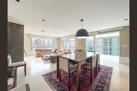 Apartamento à venda com 4 quartos, 214m² em Indianópolis, São Paulo