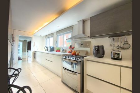 Apartamento à venda com 4 quartos, 214m² em Indianópolis, São Paulo