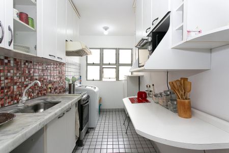 Apartamento à venda com 64m², 3 quartos e 1 vagaCozinha