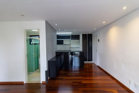Apartamento para alugar com 67m², 2 quartos e 1 vagaSala