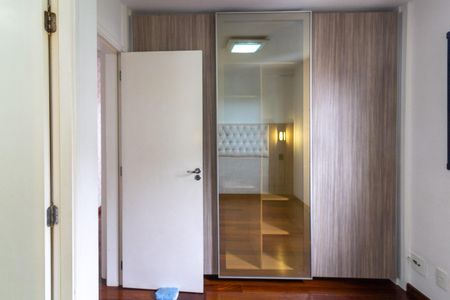 Apartamento para alugar com 67m², 2 quartos e 1 vagaQuarto 2 - Suíte
