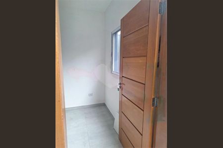 Apartamento à venda com 2 quartos, 32m² em Vila Santa Teresa, São Paulo