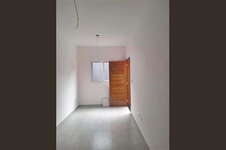 Apartamento à venda com 2 quartos, 32m² em Vila Santa Teresa, São Paulo