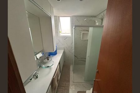 Casa à venda com 200m², 4 quartos e 2 vagas