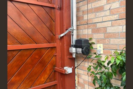 Casa à venda com 200m², 4 quartos e 2 vagas