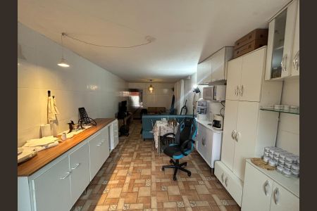 Casa à venda com 4 quartos, 200m² em Parque Jabaquara, São Paulo