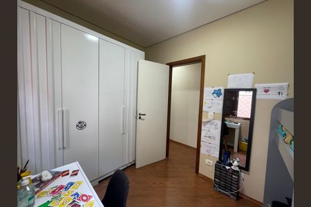 Casa de Condomínio para alugar com 3 quartos, 125m² em Jardim Rio das Pedras, Cotia