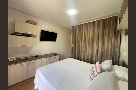 Casa de Condomínio para alugar com 3 quartos, 125m² em Jardim Rio das Pedras, Cotia