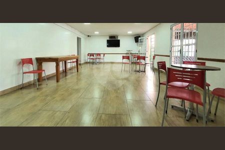 Casa à venda com 3 quartos, 120m² em Vila Metalúrgica, Santo André