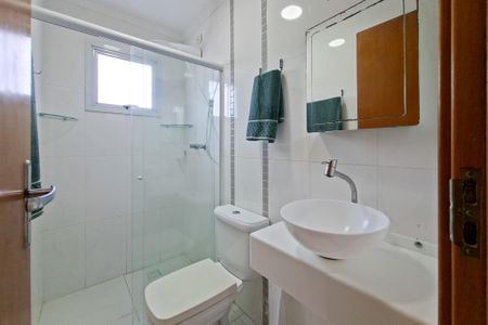 Apartamento para alugar com 98m², 2 quartos e 2 vagas Apartamento para alugar com 98m², 2 quartos e 2 vagasBanheiro da Suíte