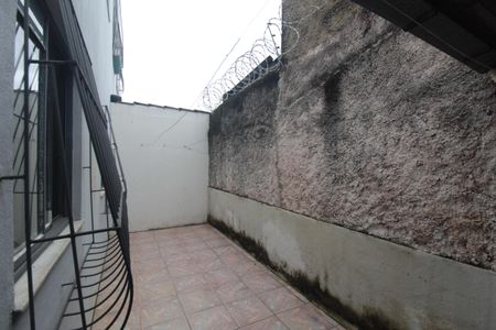 Apartamento para alugar com 77m², 3 quartos e 1 vagaÁrea de Serviço