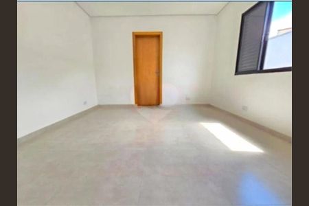 Casa à venda com 3 quartos, 144m² em Jardim Itapemirim, São Paulo