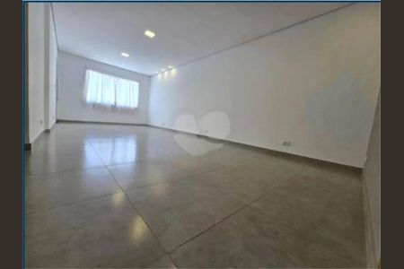 Casa à venda com 3 quartos, 144m² em Jardim Itapemirim, São Paulo