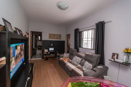 Casa à venda com 170m², 5 quartos e 2 vagas Casa à venda com 170m², 5 quartos e 2 vagasSala 2