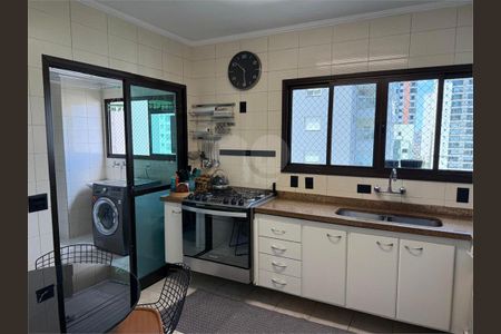 Apartamento à venda com 3 quartos, 131m² em Santa Teresinha, São Paulo