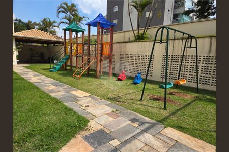 Apartamento à venda com 3 quartos, 131m² em Santa Teresinha, São Paulo