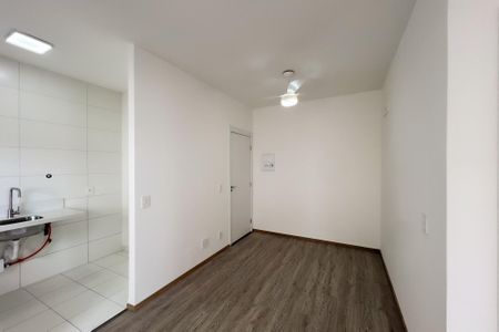 Sala de apartamento para alugar com 2 quartos, 50m² em Jardim Santo Antonio, Valinhos