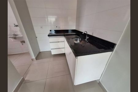 Apartamento à venda com 2 quartos, 50m² em Vila Nivi, São Paulo