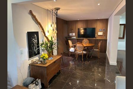 Apartamento à venda com 3 quartos, 240m² em Vila Nova Conceição, São Paulo