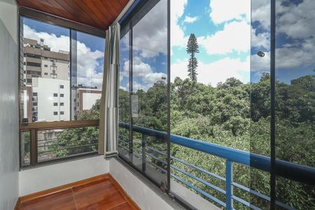 Varanda da Suíte de apartamento para alugar com 3 quartos, 120m² em São João, Porto Alegre