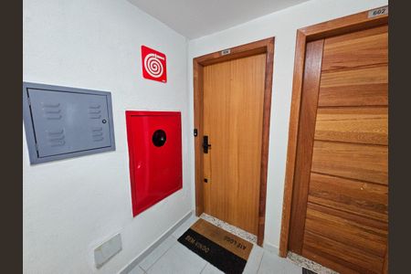 Apartamento à venda com 46m², 2 quartos e 1 vagaPorta de entrada
