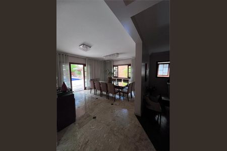 Casa à venda com 4 quartos, 621m² em City América, São Paulo