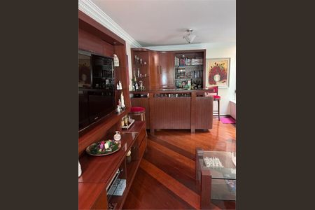 Casa à venda com 4 quartos, 621m² em City América, São Paulo