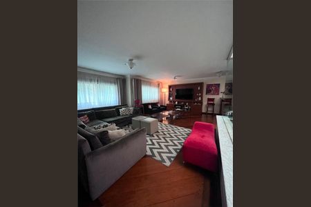 Casa à venda com 4 quartos, 621m² em City América, São Paulo