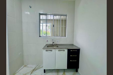 Cozinha de kitnet/studio para alugar com 1 quarto, 18m² em Jardim Rosa de Franca, Guarulhos