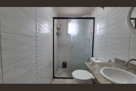 Apartamento à venda com 78m², 2 quartos e 2 vagasBanheiro da suíte