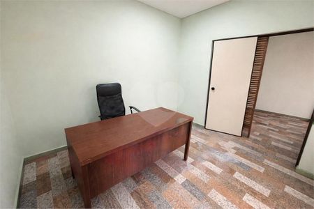 Casa à venda com 2 quartos, 210m² em Vila Mariana, São Paulo