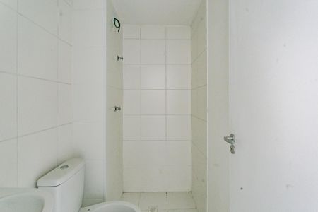 Apartamento à venda com 40m², 2 quartos e sem vaga Apartamento à venda com 40m², 2 quartos e sem vagaBanheiro