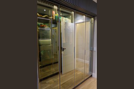 Apartamento à venda com 115m², 2 quartos e 3 vagasCloset da suíte 2