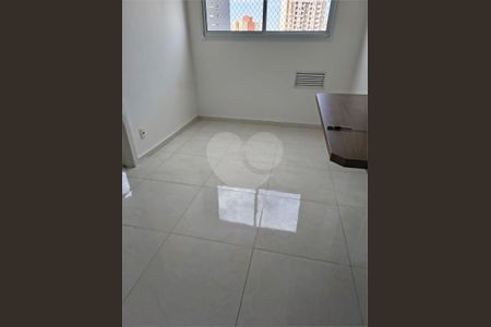 Apartamento à venda com 35m², 2 quartos e sem vaga
