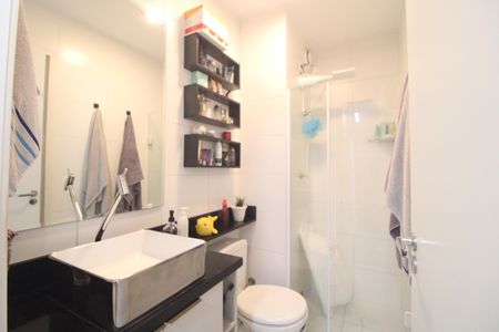 Banheiro de apartamento para alugar com 2 quartos, 34m² em Jurubatuba, São Paulo