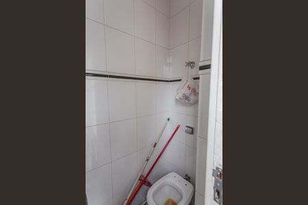 Apartamento à venda com 176m², 3 quartos e sem vagaBanheiro de serviço